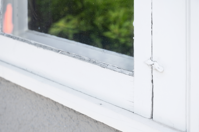 4 Signs That Your Home Needs a Window Replacement